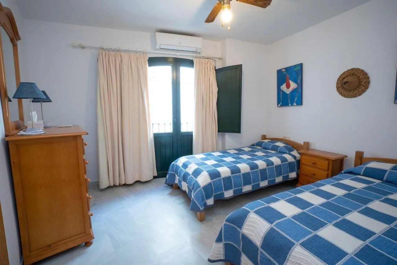 شقة Balcon De Europa 4 Menyber نيرخا